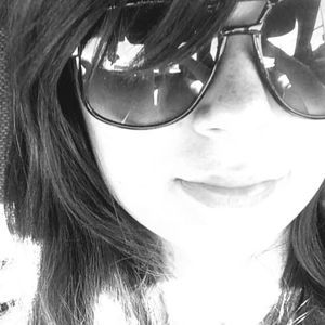 Meet your Posher, Caley